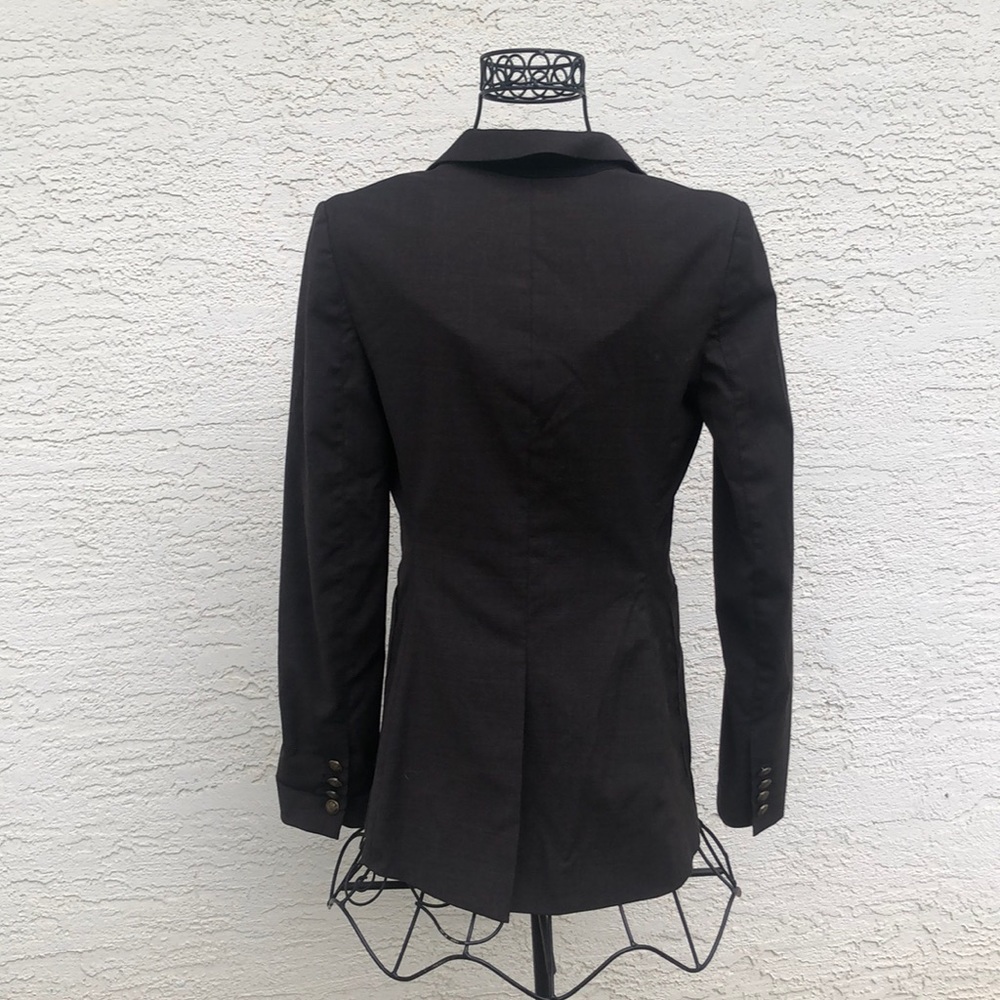Aritzia Talula Blazer - Picture 6 of 8